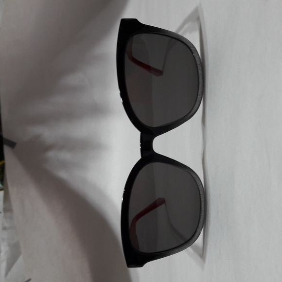Betsey Johnson Women Sunglasses Black Pink Hearts UVA - UVB Protection  … - Picture 1 of 10